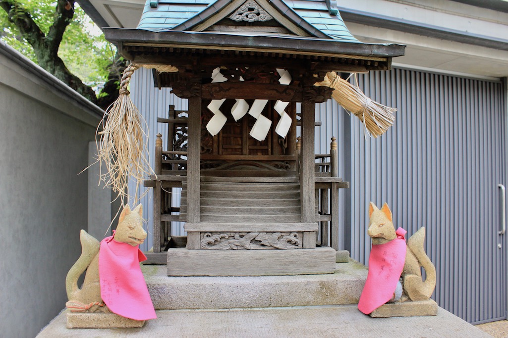 Araiyakushimae Nakano, Tokyo Temple