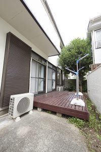 Wood deck and yard of sharehouse in Shinjyuku